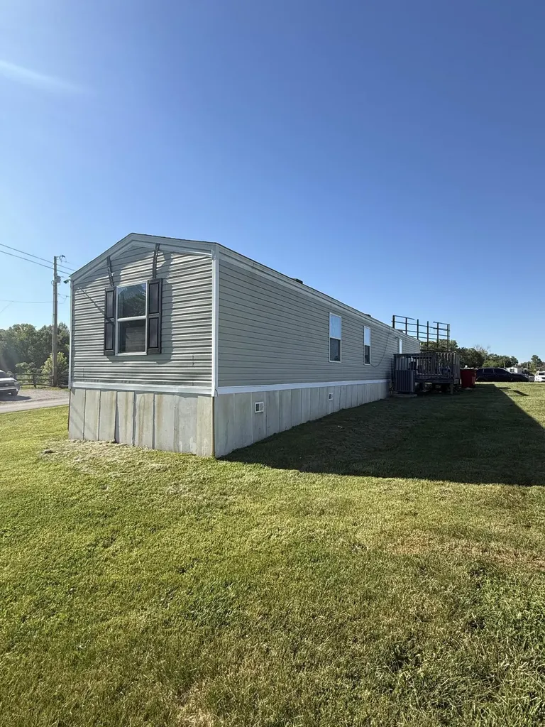 308 Taylor Bridge Road London KY 40744