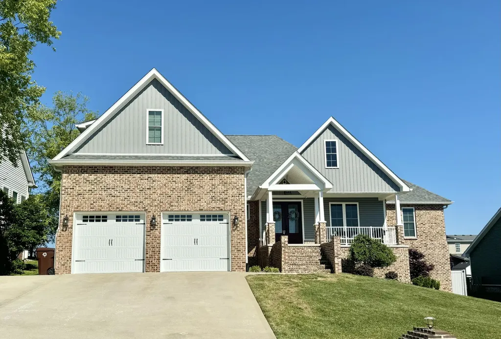 Winchester KY, 146 Hawthorne Drive