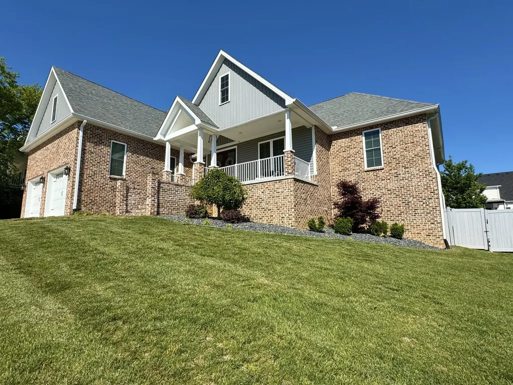 146 Hawthorne Drive Winchester KY 40391