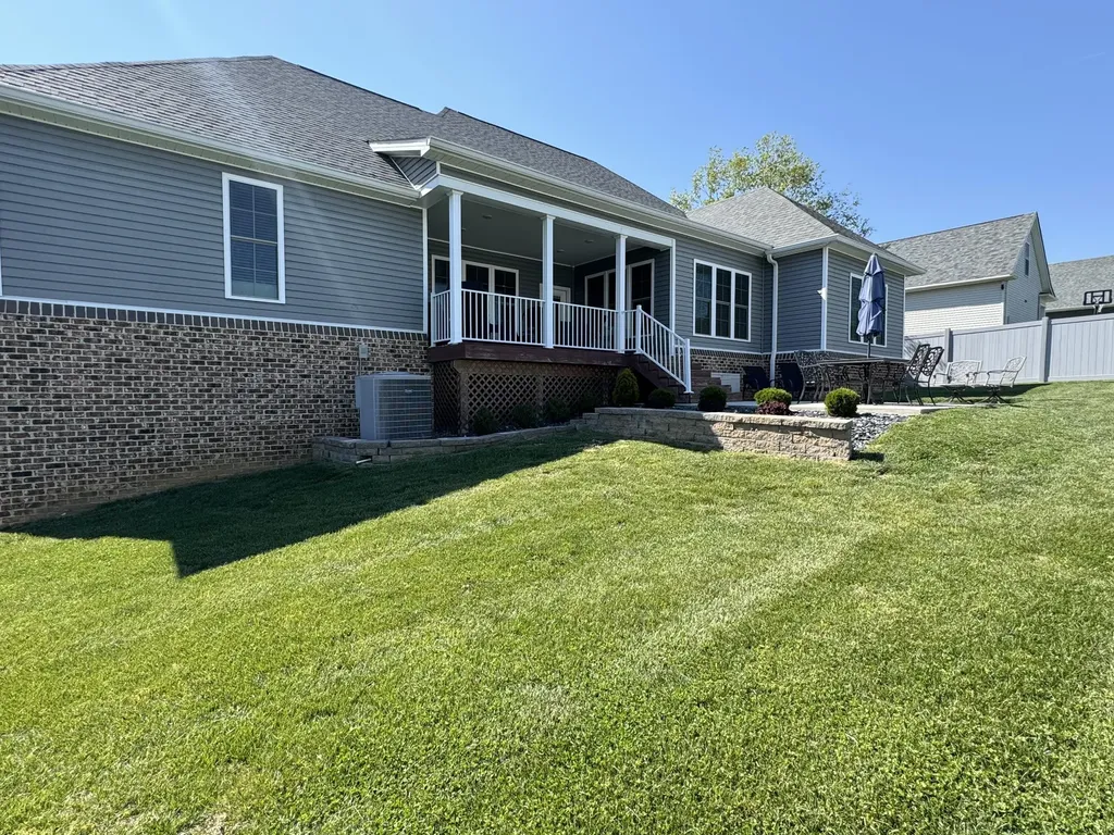 146 Hawthorne Drive Winchester KY 40391