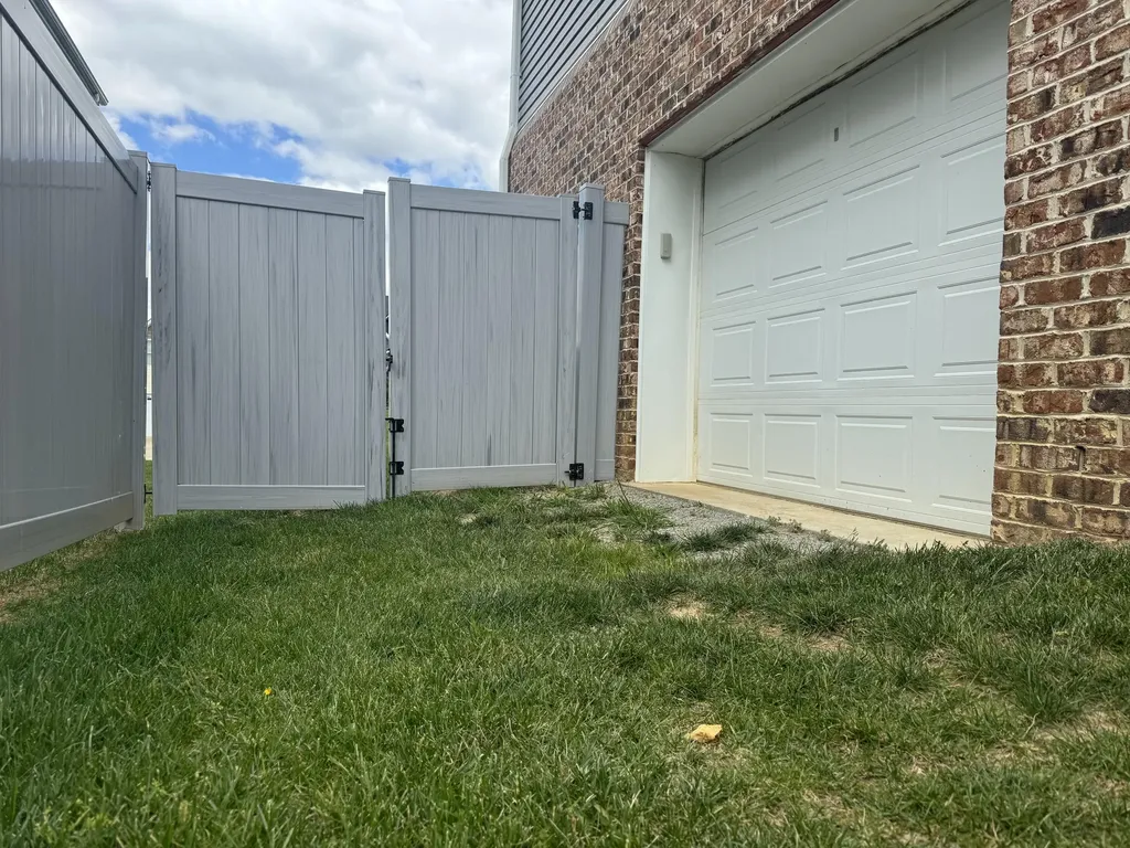146 Hawthorne Drive Winchester KY 40391