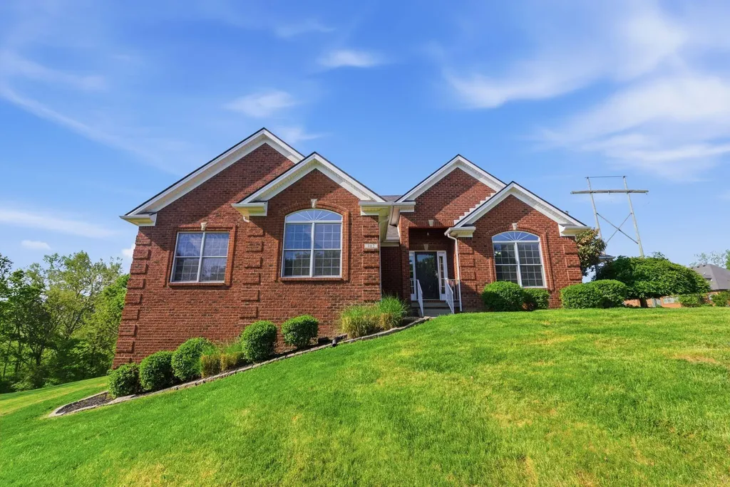 302 Apricot Court Richmond KY 40475