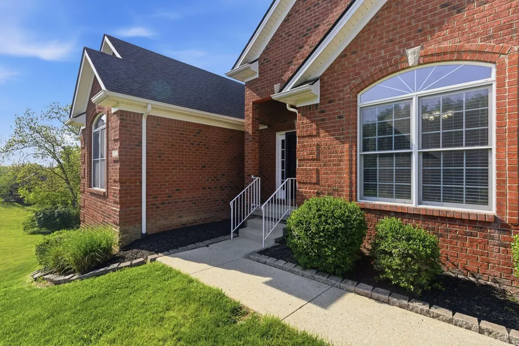 302 Apricot Court Richmond KY 40475