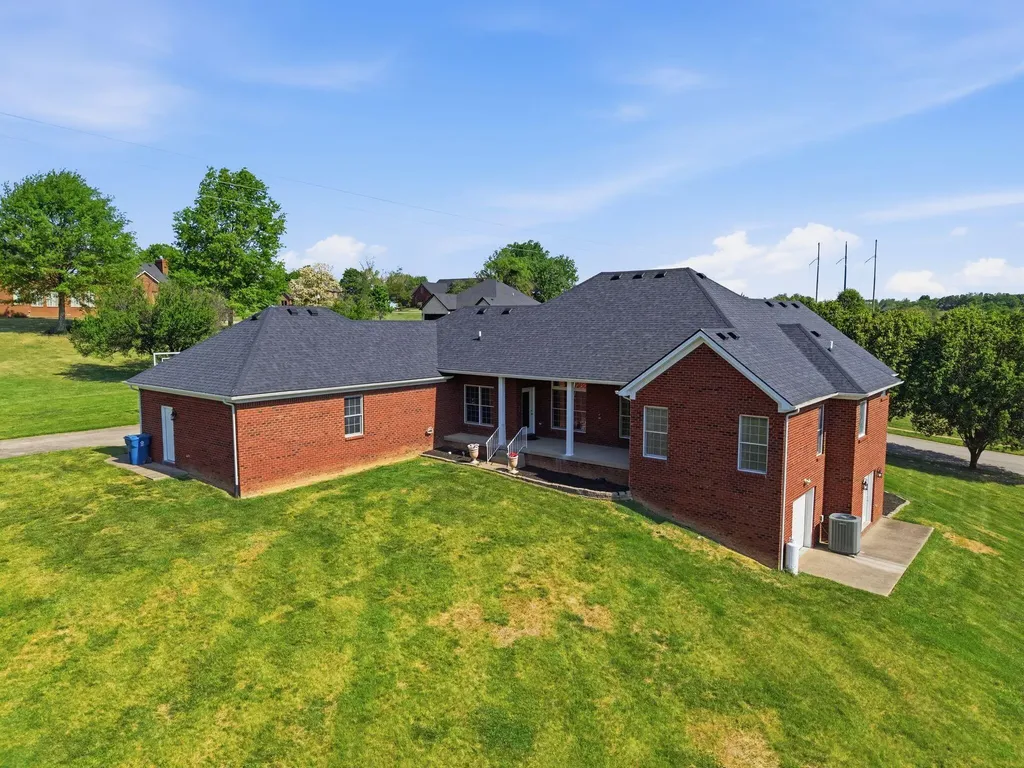 302 Apricot Court Richmond KY 40475