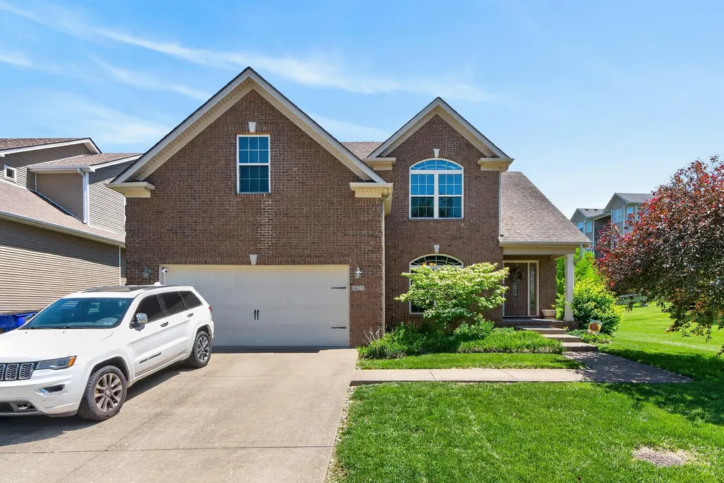 4625 Windstar Way Lexington KY 40515