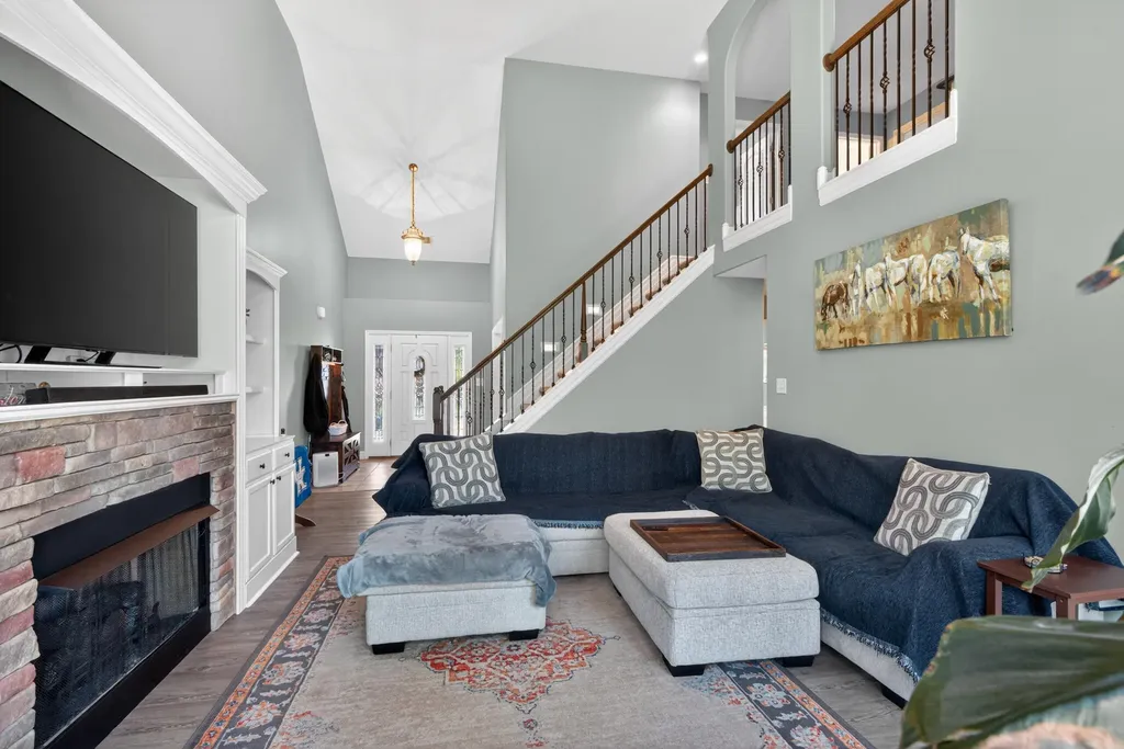 4625 Windstar Way Lexington KY 40515