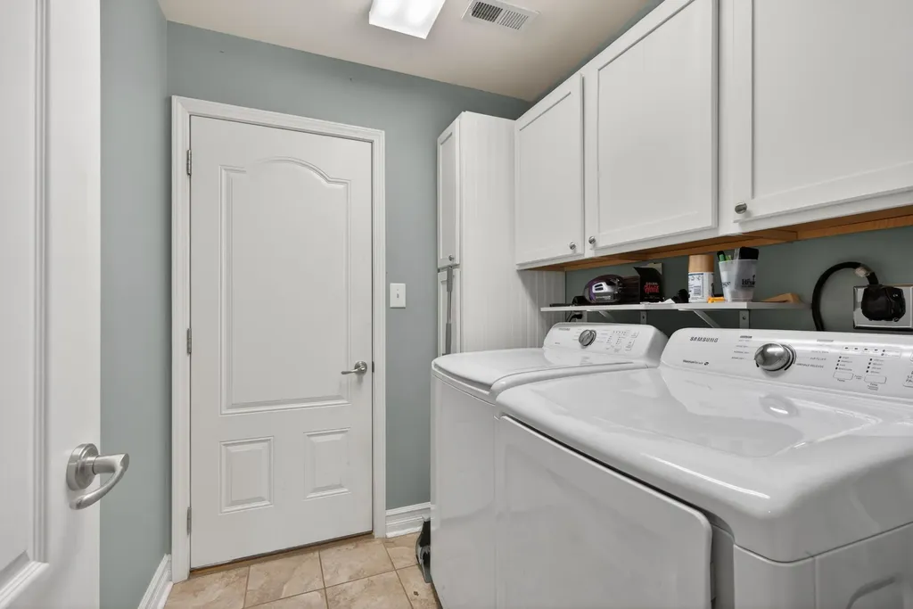 4625 Windstar Way Lexington KY 40515