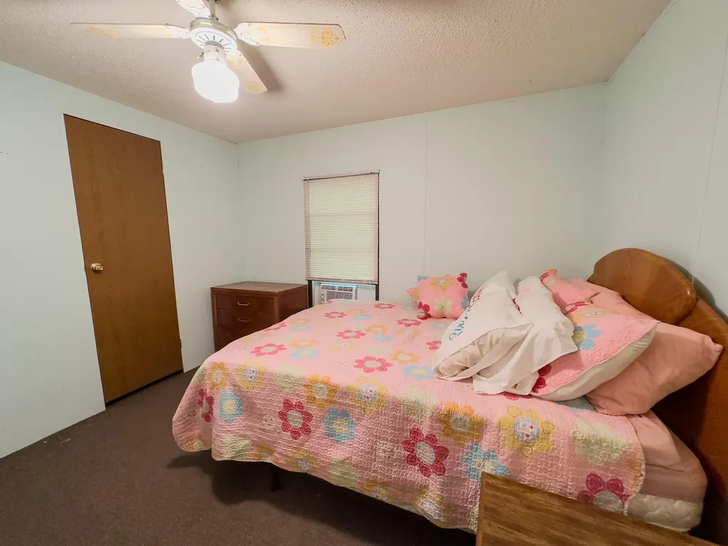 432 N Lake Drive Burnside KY 42519