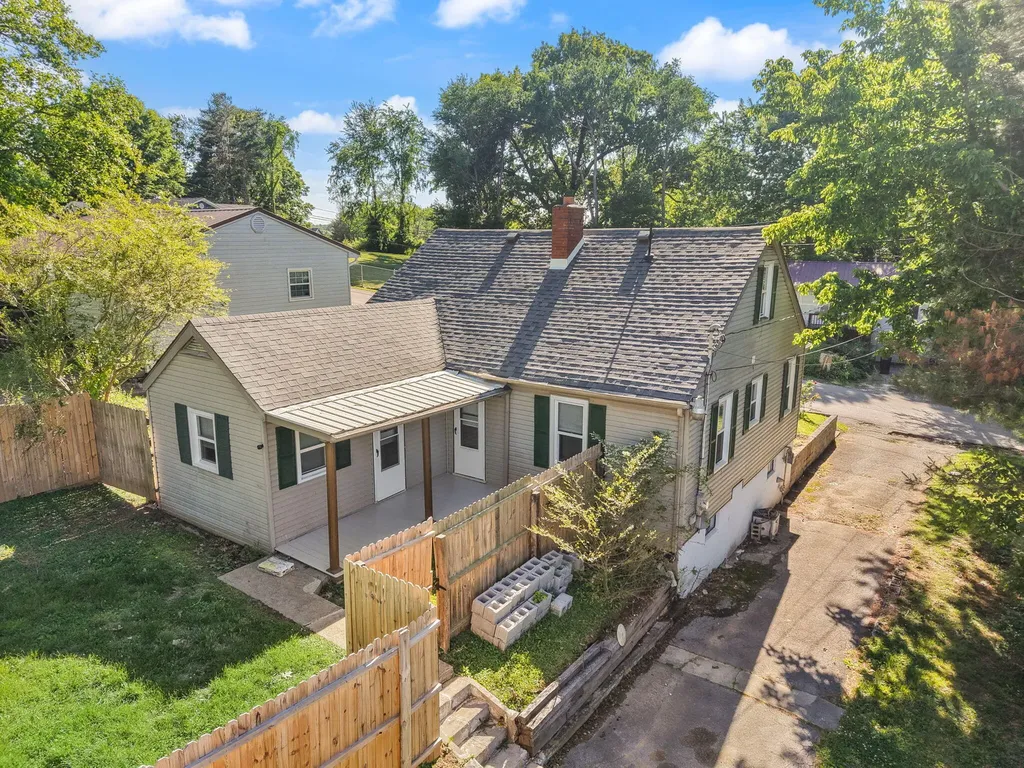 203 Beck Street Somerset KY 42501
