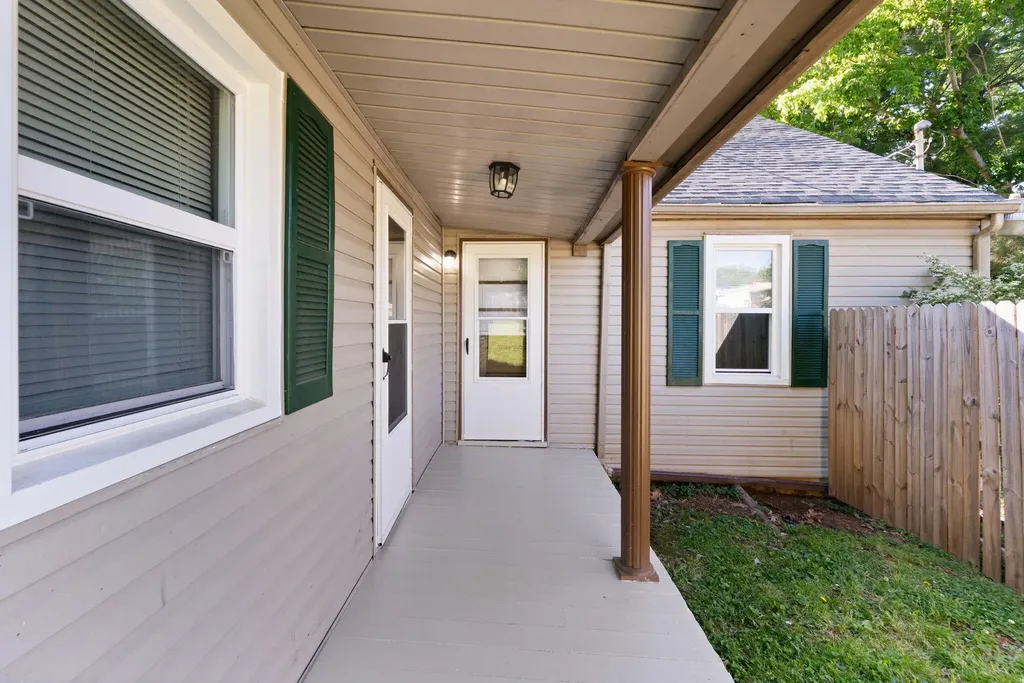 203 Beck Street Somerset KY 42501