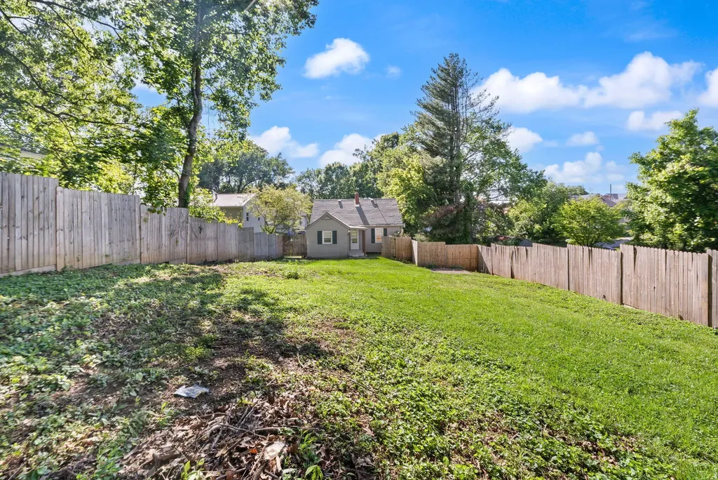 203 Beck Street Somerset KY 42501