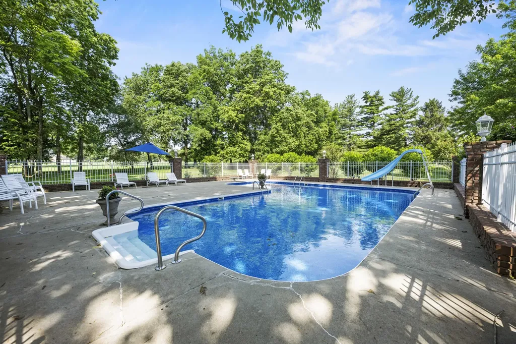 1788 Bahama Road Lexington KY 40509