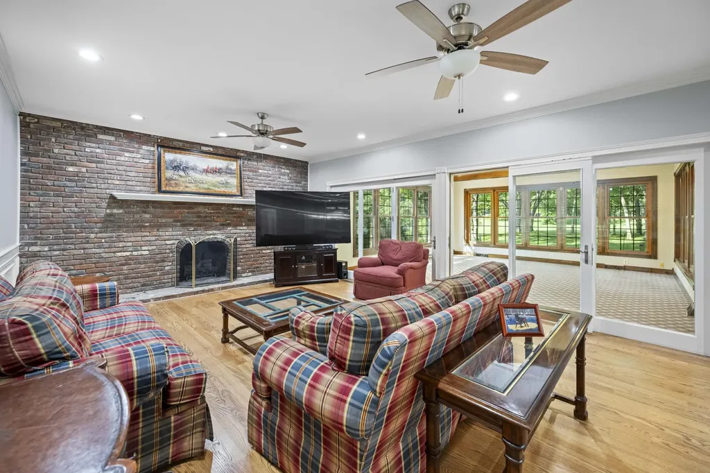 1788 Bahama Road Lexington KY 40509