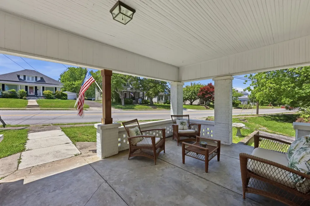 305 Richmond Street Lancaster KY 40444