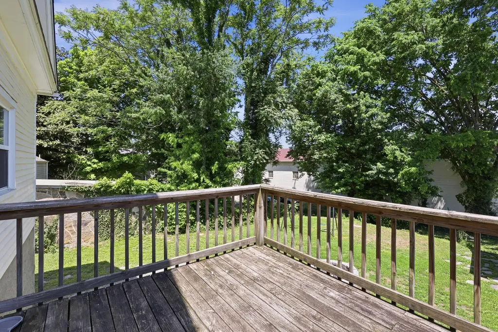 305 Richmond Street Lancaster KY 40444