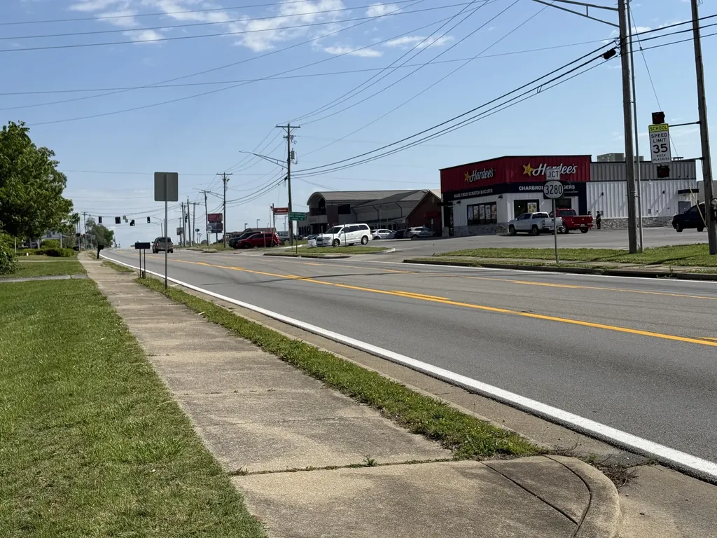 2413 Us-127 Russell Springs KY 42642