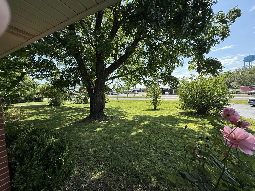 2413 Us-127 Russell Springs KY 42642