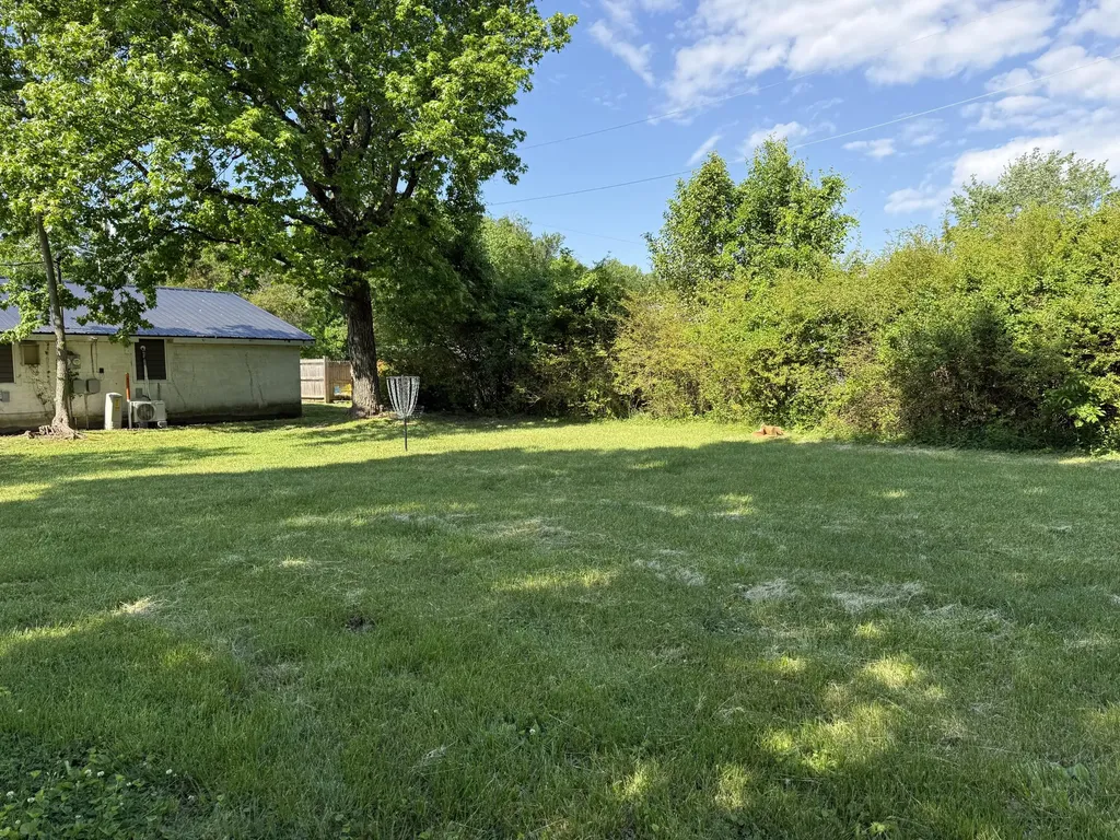 2413 Us-127 Russell Springs KY 42642