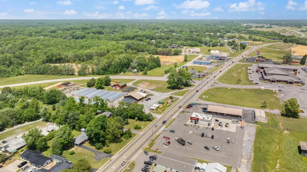 2413 Us-127 Russell Springs KY 42642