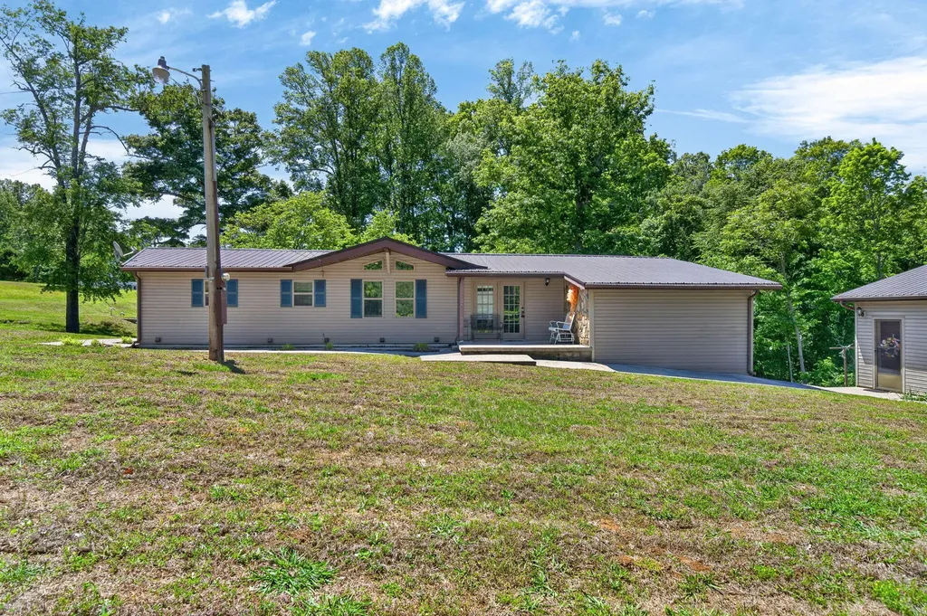 308 Dale Hollow Manor Road Albany KY 42602