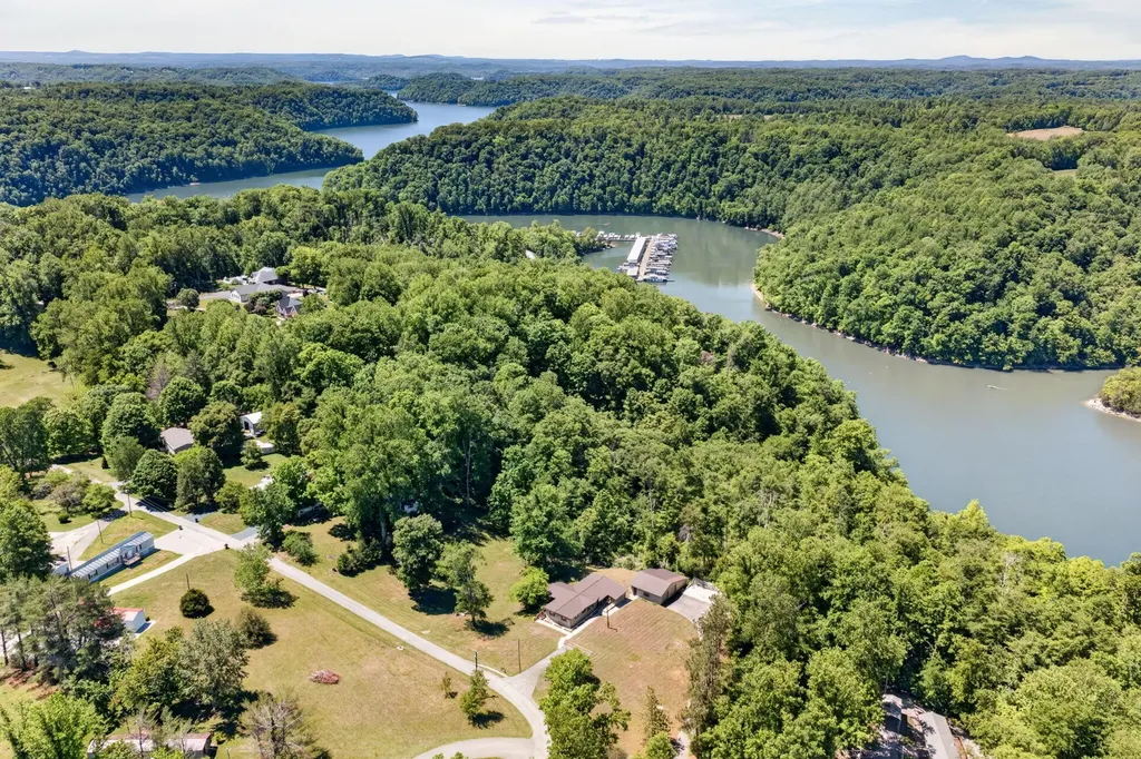 308 Dale Hollow Manor Road Albany KY 42602