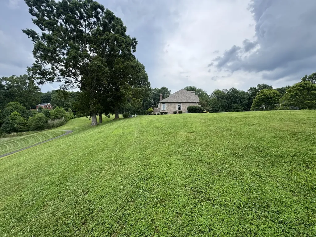 54 Oakwood Drive London KY 40744