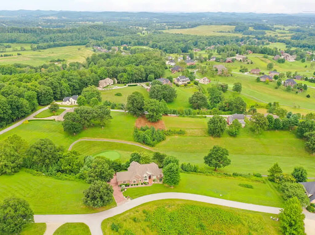 54 Oakwood Drive London KY 40744