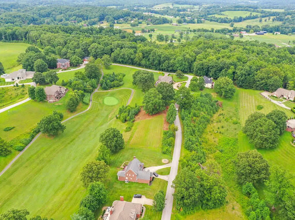 54 Oakwood Drive London KY 40744