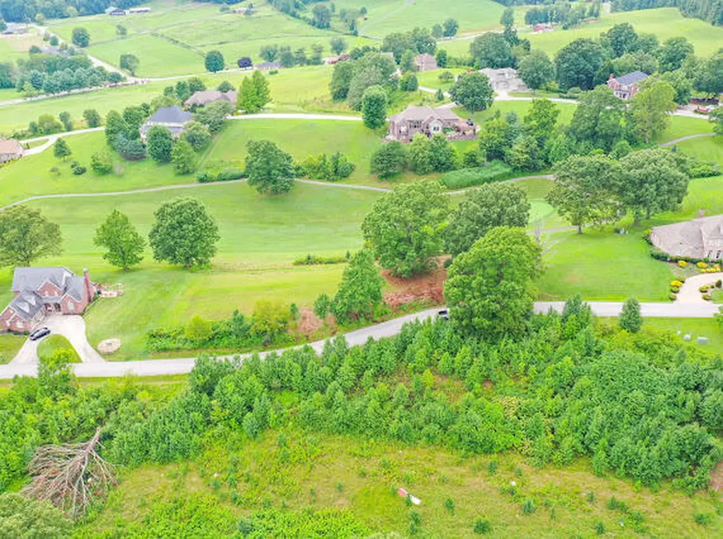 54 Oakwood Drive London KY 40744