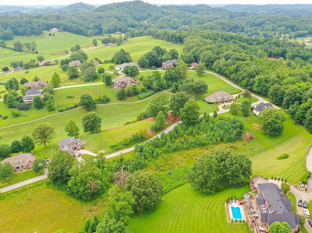 54 Oakwood Drive London KY 40744