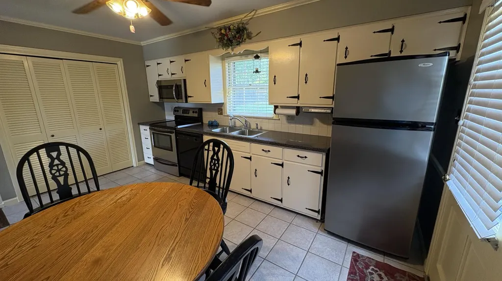 425 Yale Drive Lexington KY 40517