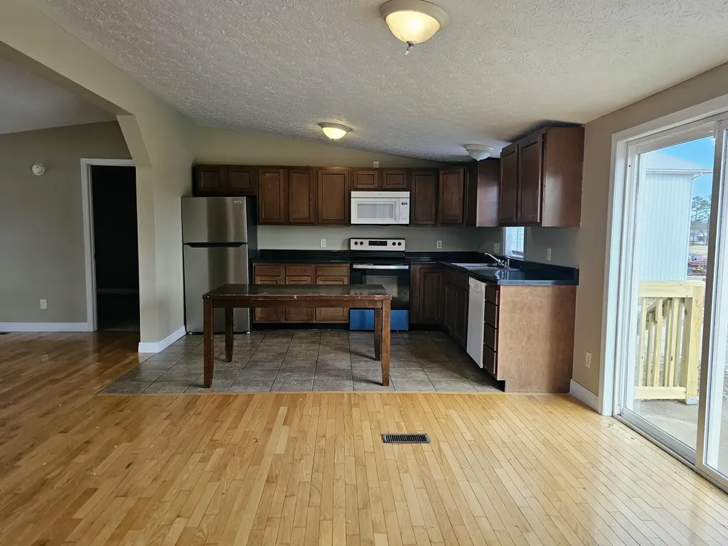420 Bluebank Road Morehead KY 40351