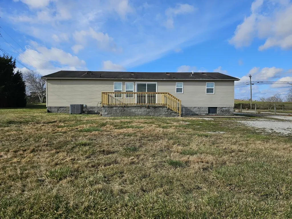 420 Bluebank Road Morehead KY 40351