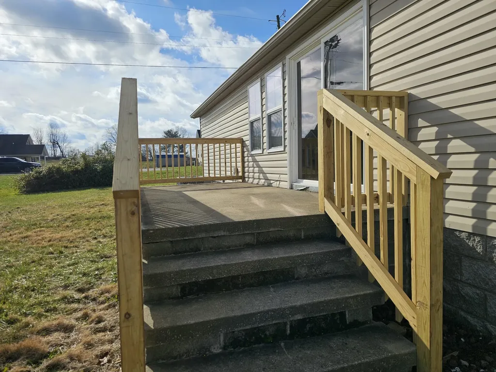 420 Bluebank Road Morehead KY 40351