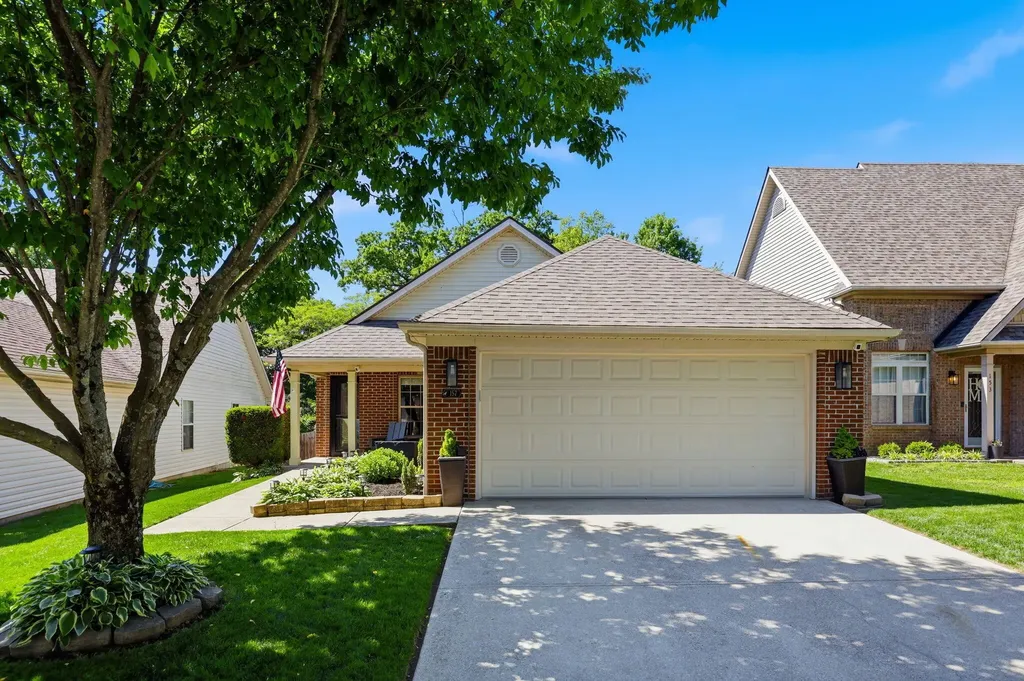 157 Leatherwood Lane Lexington KY 40511