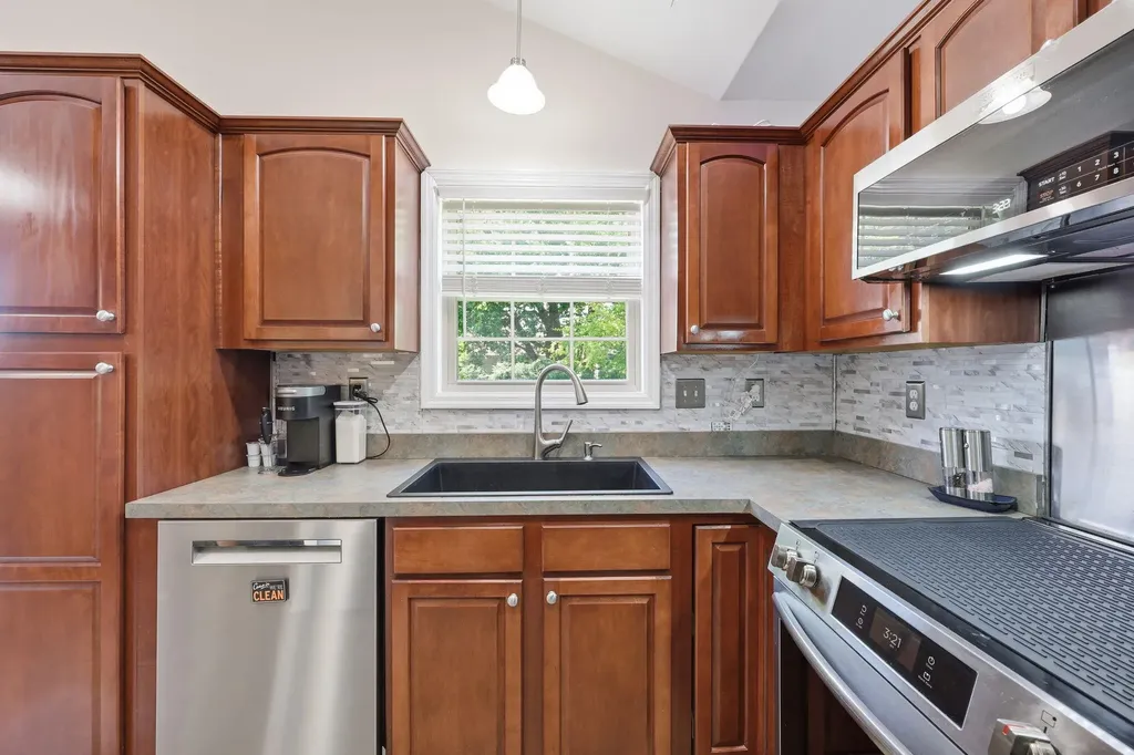 157 Leatherwood Lane Lexington KY 40511