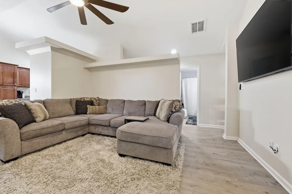 157 Leatherwood Lane Lexington KY 40511