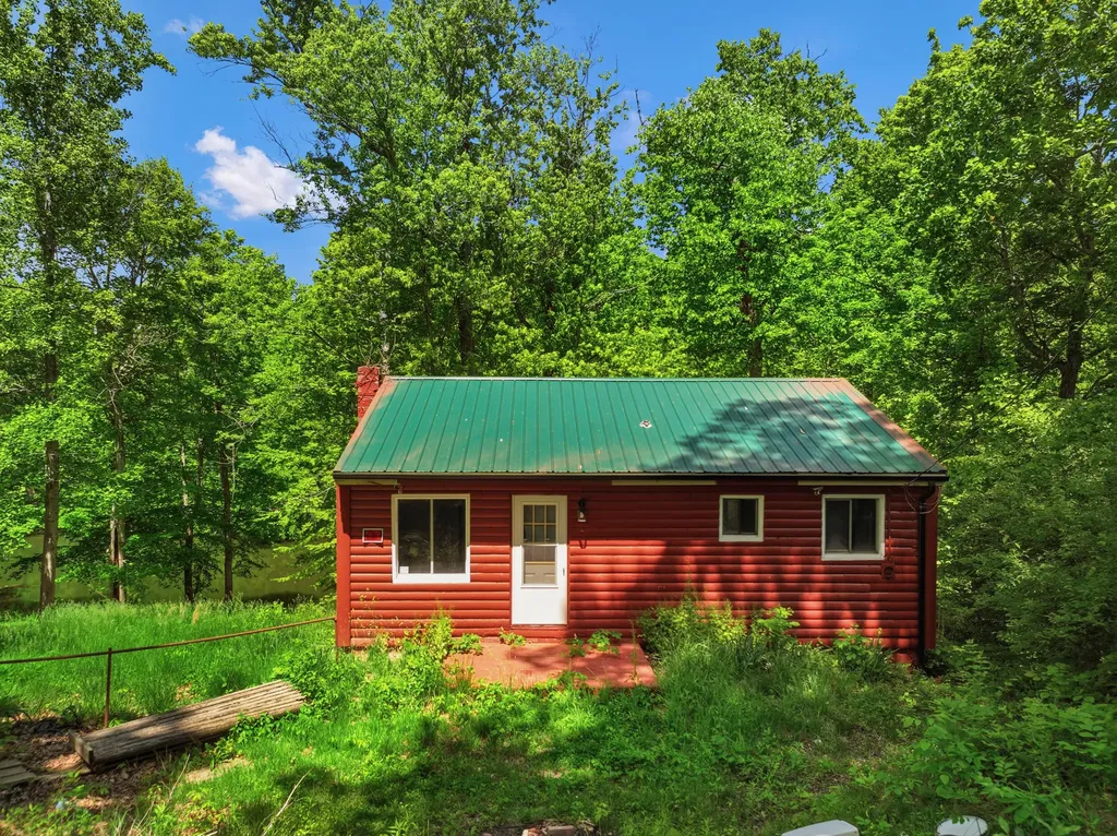 425 Corinth Shore Drive Corinth KY 41010
