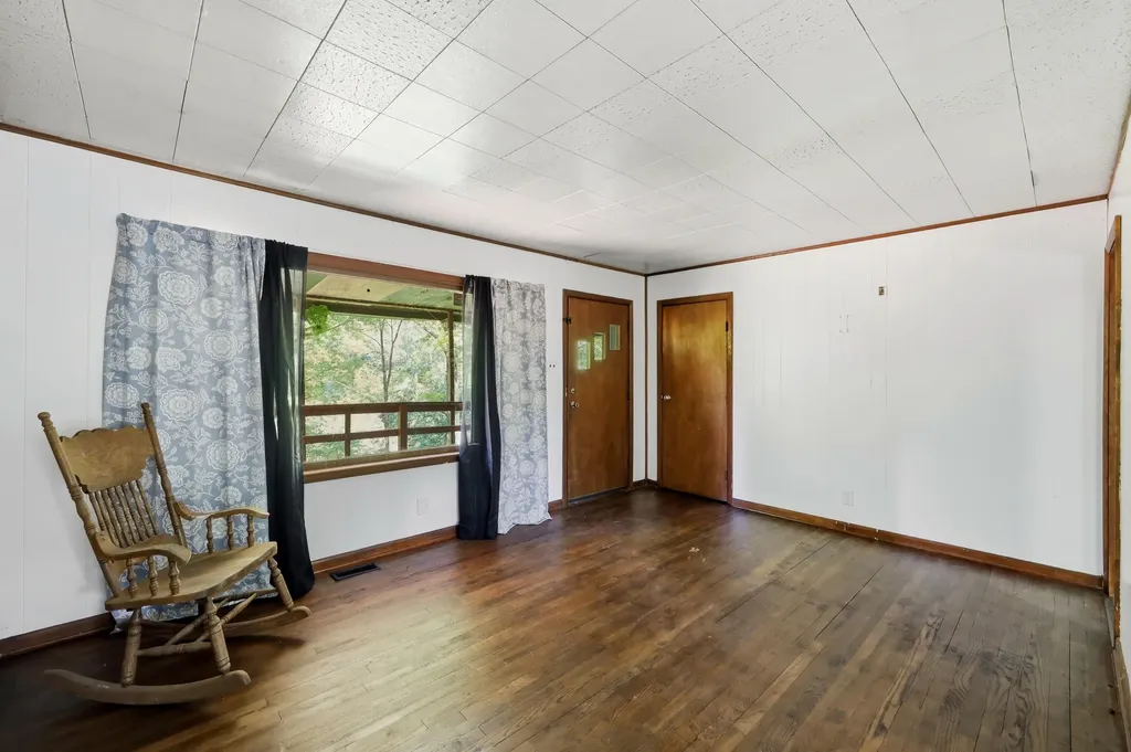 425 Corinth Shore Drive Corinth KY 41010