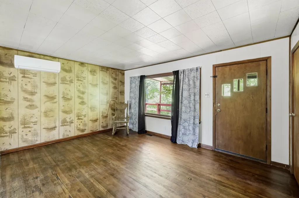 425 Corinth Shore Drive Corinth KY 41010