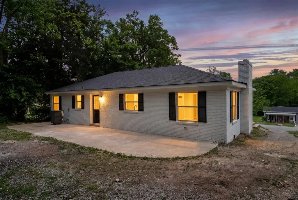 210 Helm Street Stanford KY 40484