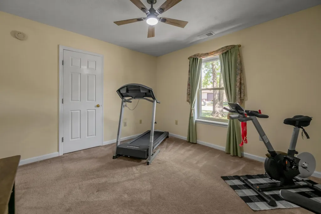 102 Parkwood Drive Wilmore KY 40390