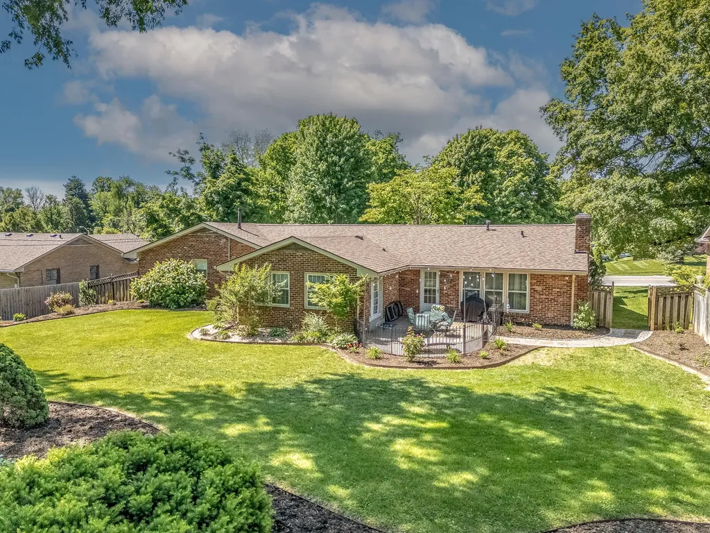 733 Malabu Drive Lexington KY 40502