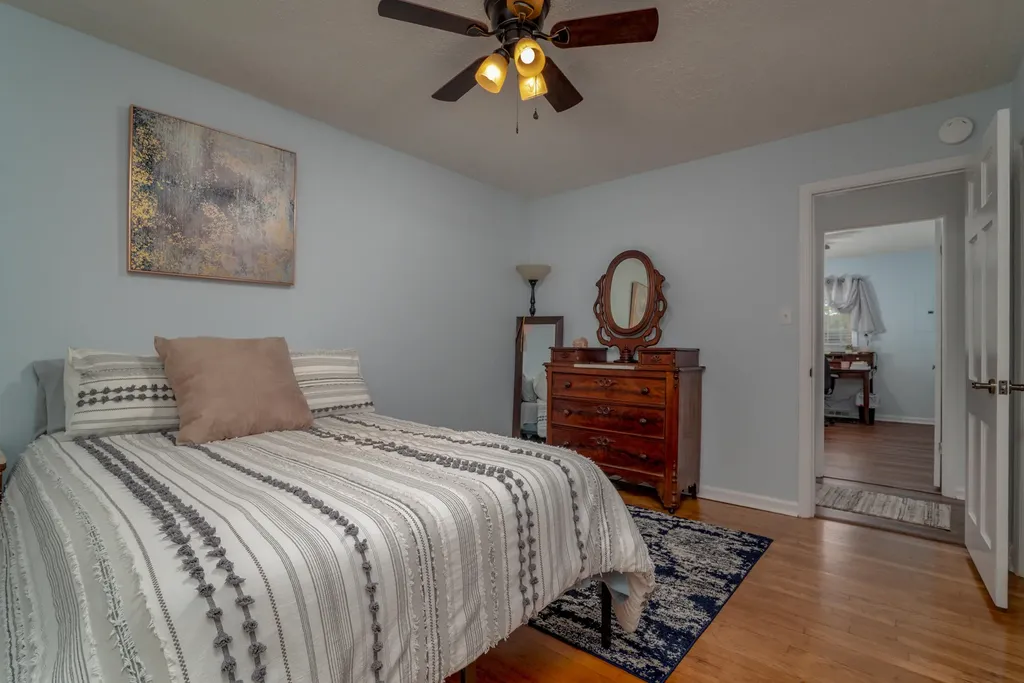 733 Malabu Drive Lexington KY 40502