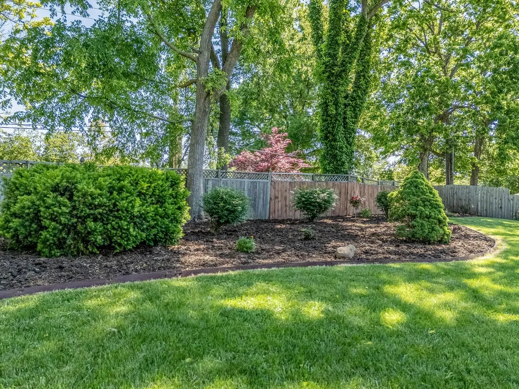 733 Malabu Drive Lexington KY 40502