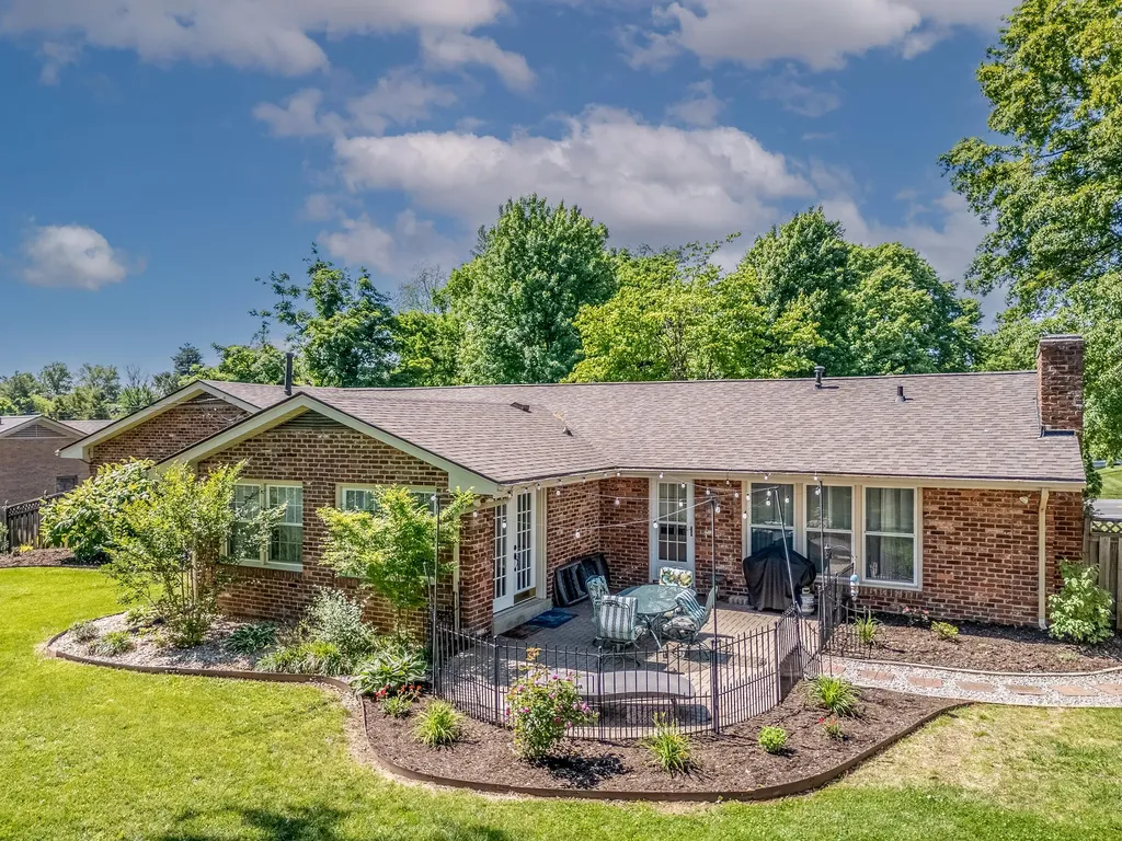 733 Malabu Drive Lexington KY 40502