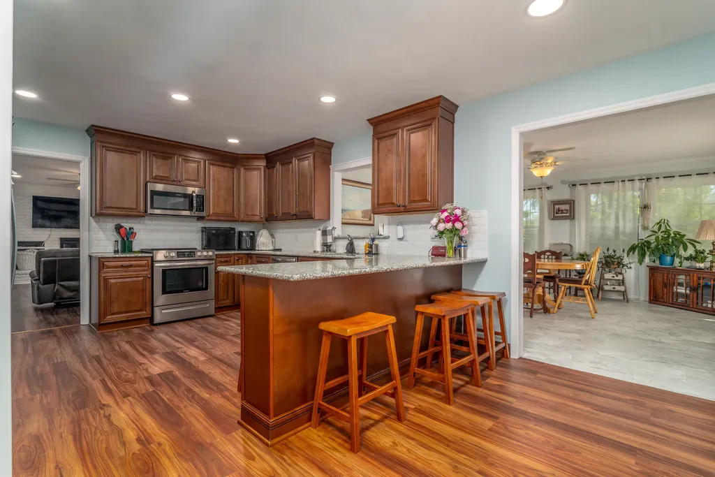 733 Malabu Drive Lexington KY 40502