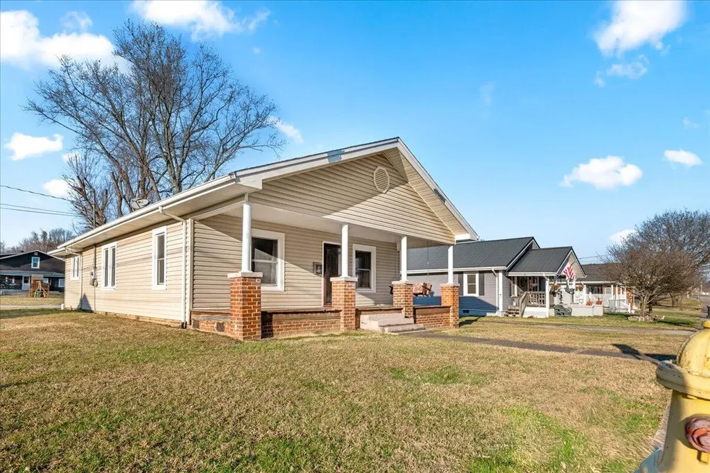 518 17th Street Corbin KY 40701