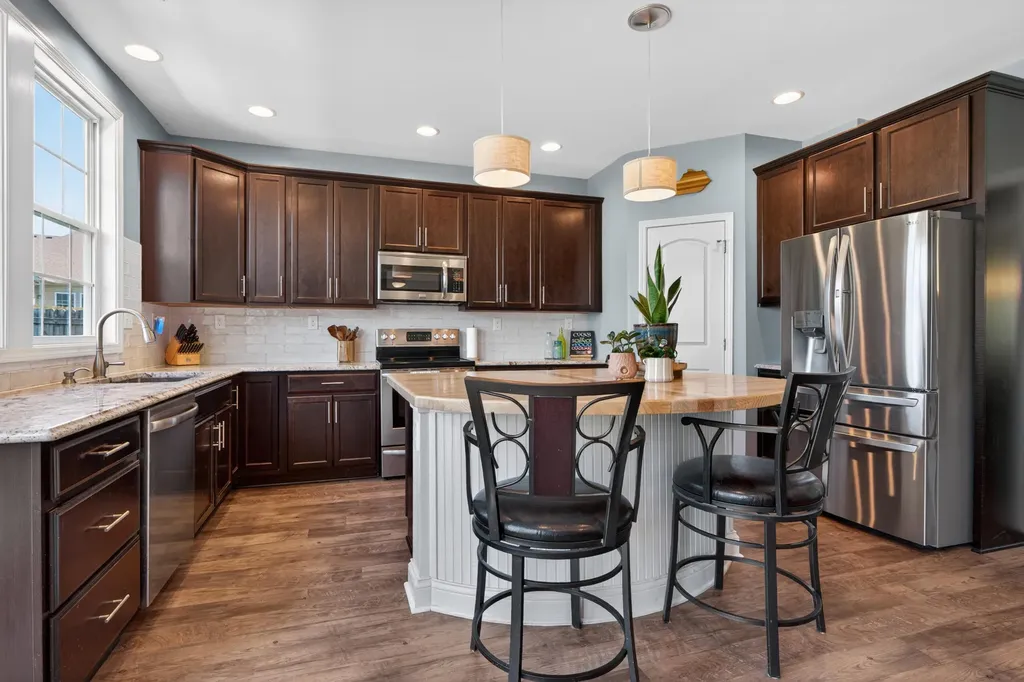 4254 Starrush Place Lexington KY 40509