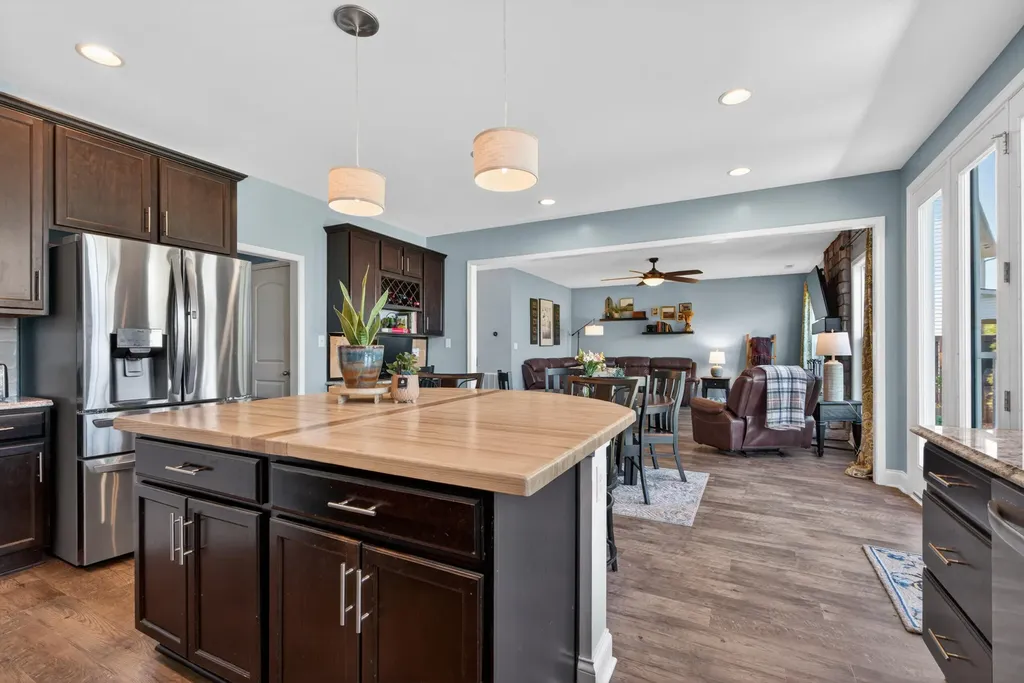 4254 Starrush Place Lexington KY 40509